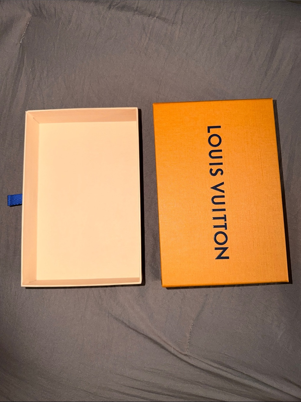 Louis Vuitton Orange Box - Picture 2 of 3
